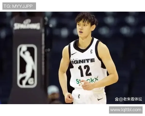 曾凡博的篮球之路：从青涩少年到职业赛场的奋斗历程与成长故事